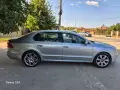 На части Skoda Superb 2.0 140 с код CFFB, снимка 2