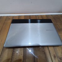 Лаптоп i3  Samsung RV520 , снимка 8 - Лаптопи за дома - 44648029