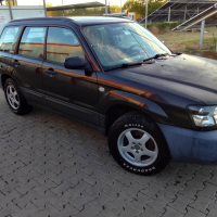 Subaru Forester 2.0, снимка 18 - Автомобили и джипове - 44527914