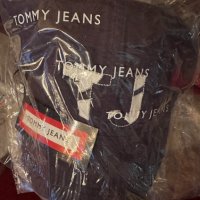 Шапки Tommy Jeans, снимка 1 - Шапки - 41850443