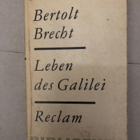 Leben des Galilei -Bertolt Brecht, снимка 1 - Художествена литература - 36096435