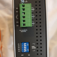Moxa EDS-305 - Switch Ethernet, снимка 6 - UPS захранвания - 36253574