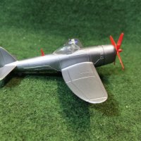 Колекционерски метален самолет на Dinky toys P47 tunderboult , снимка 4 - Колекции - 40023496