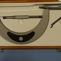 Микрометър SUHL 175-200 mm, 0.01 DDR Micrometer, снимка 2 - Куфари с инструменти - 38732072