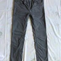 детски панталон-джинси 134-140 см, снимка 1 - Детски панталони и дънки - 42285268