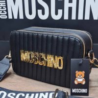 Moschino дамска чанта през рамо код 206 , снимка 2 - Чанти - 40632799