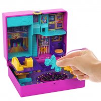 Игрален комплект Polly Pocket - Race & Rock, с 2 мини кукли и 12 аксесоара / Mattel, снимка 6 - Кукли - 39915013