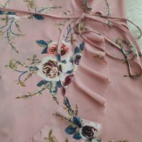КРАСИВА розова рокля на цветя  тип "прегърни ме", снимка 2 - Рокли - 41549371