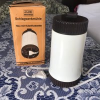 Електрическа кафемелачка - немска, снимка 1 - Кафемашини - 44494098