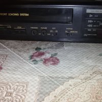 VHS PLAYER TOSHIBA, снимка 1 - Плейъри, домашно кино, прожектори - 44400177