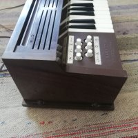 Електрически акорд орган Magnus 300 от 1960 г. , снимка 8 - Други - 41708139