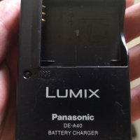 Оригинално зарядно Panasonic lumix DE-A40, снимка 1 - Батерии, зарядни - 40938157