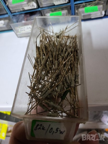 резистор, съпротивление  82 килоома 0,5 вата, снимка 1