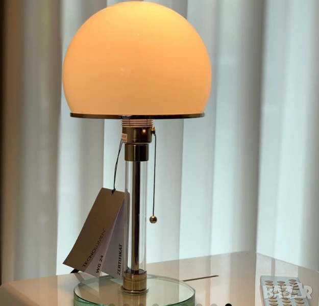 RGB LED лампа топка на пружина с дистанционно управление – стилна светлина и цветна магия, снимка 1