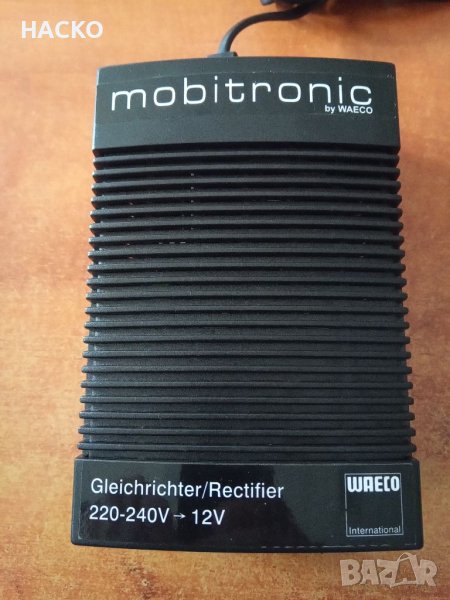 Мрежов Адаптер Mobitronic by WAECO 220/12 волта 5А 60W, снимка 1