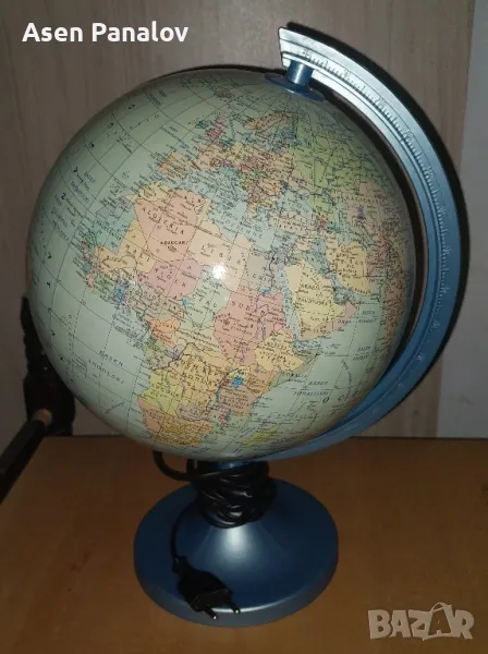 Глобус на англиски език , снимка 1