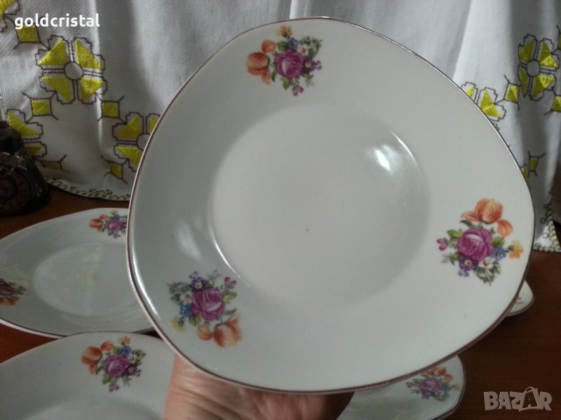 Стар български порцелан чинии , снимка 1