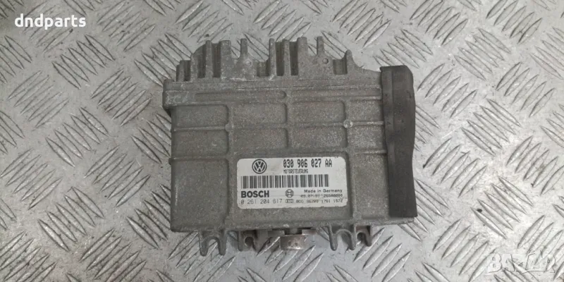 Компютър VW Polo 1.4i 1996г. 030906027AA, снимка 1