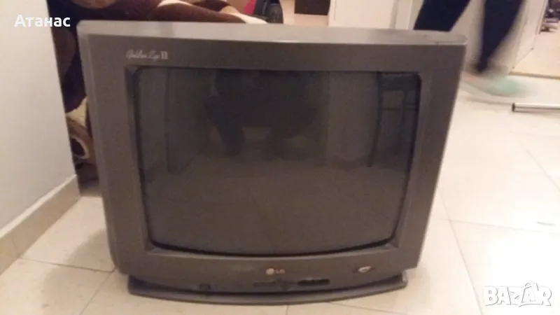 Малки телевизори и LG GOLDEN EYE II, снимка 1