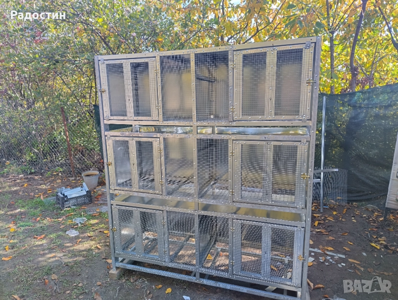 Триетажна клетка за зайци разделена на половина , снимка 1