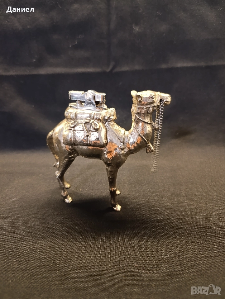 Камила със запалка, снимка 1