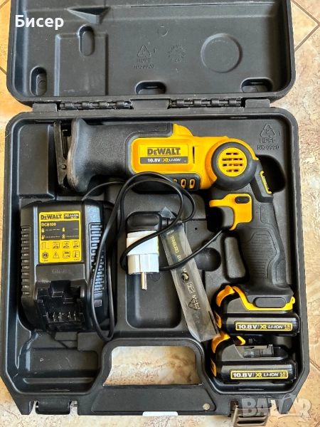 Саблен трион  Деволт Dewalt DCS310, снимка 1