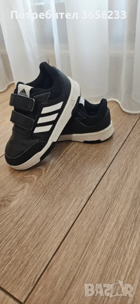 Оригинални маратонки Адидас, снимка 1