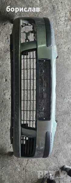 Предна броня за Фолксваген голф 5 , снимка 1