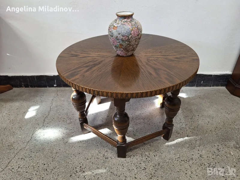 маса за всекидневна с богата дърворезба , снимка 1