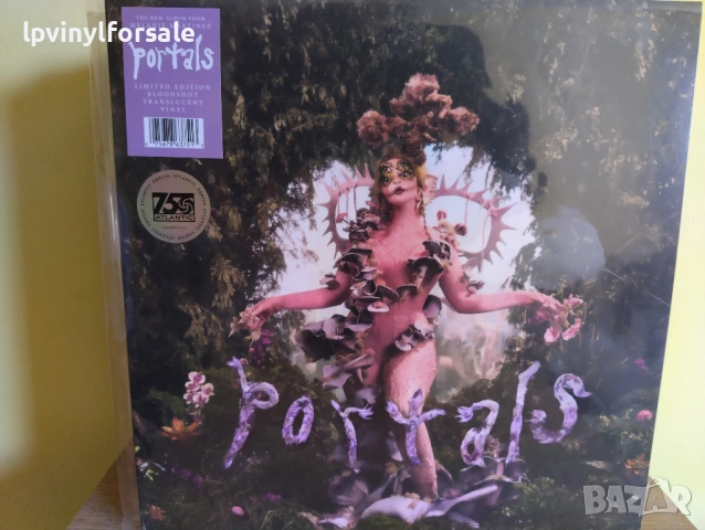 Melanie Martinez – Portals Bloodshot Translucent