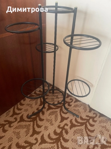 Цветарник за 7 саксии