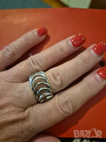 красив пръстен стомана