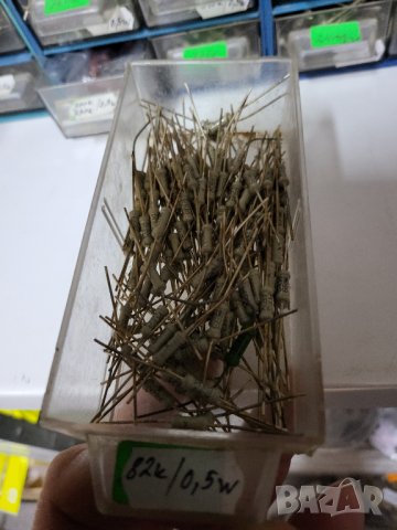 резистор, съпротивление  82 килоома 0,5 вата