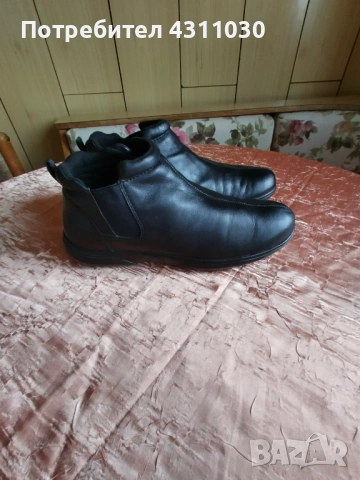 Мъжки обувки естествена кожа 42 номер, снимка 3 - Ежедневни обувки - 53426543