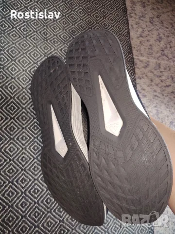 Adidas оригинални мъжки маратонки в перфектно състояние без забележки като нови номер 45 1/3 , снимка 4 - Спортни обувки - 55944831