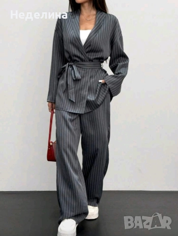 Сет от две части - панталон и сако с колан