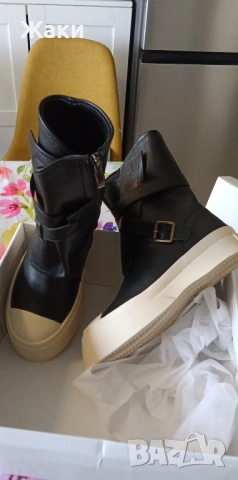 Дамски високи кецове 