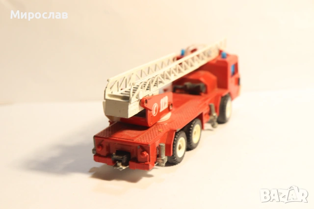 1:55?? SIKU КАМИОН ПОЖАРНА КРАН КОЛИЧКА МОДЕЛ, снимка 6 - Колекции - 53181056