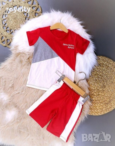 Детски комплект блуза и шорти наличен в 4 цвята