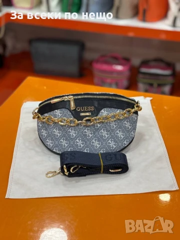 Guess Дамска Чанта Тип Банан Гес - Налични Различни Цветове  Код E488, снимка 4 - Чанти - 50596489