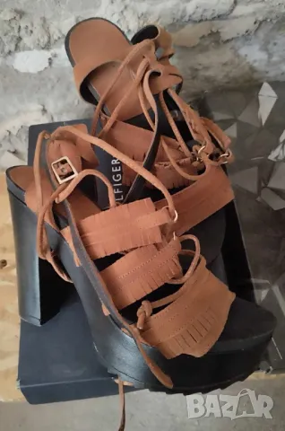 Дамски обувки, снимка 3 - Дамски обувки на ток - 49969530