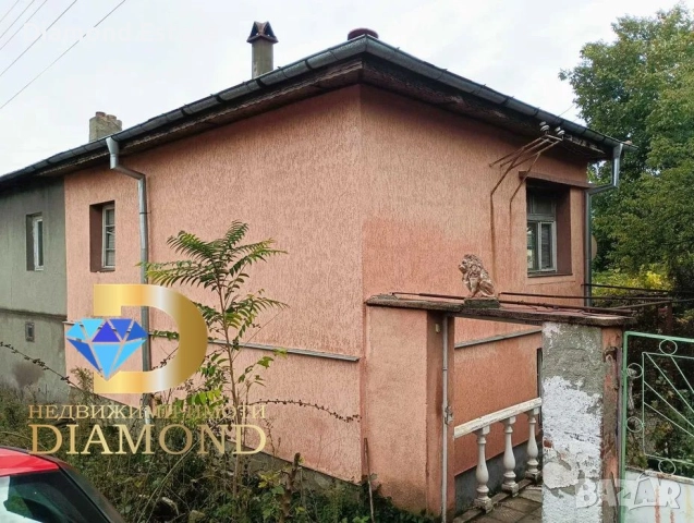 Двуетажна къща близнак в село Долно Белево, общ. Димитровград, снимка 2 - Къщи - 52034318