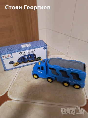 Чисто нов камион с 4 колички TEMI, снимка 3 - Коли, камиони, мотори, писти - 52579040