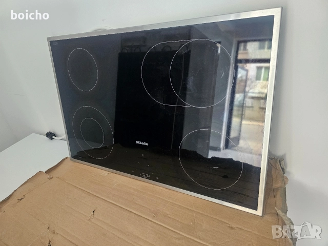 Керамичен плот Miele КМ 5617 за вграждане 