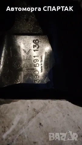 Моторче и механизъм за предна чистачка Renault Scenic 2001 390591136, снимка 2 - Части - 48325031