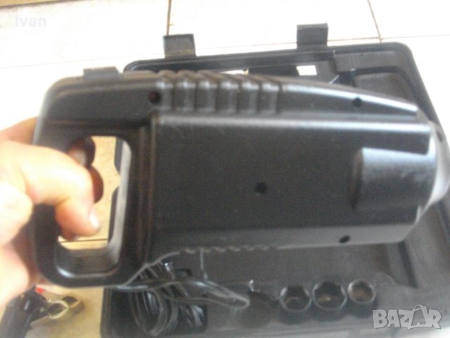 12 Волта/1/2 Drive Захват-Гайковерт Голям-IMPACT WRENCH-Made in Taiwan-Отличен-Реверсивен, снимка 16 - Други инструменти - 41392108