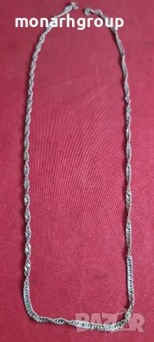 Сребърна верижка/липсва закопчалка/