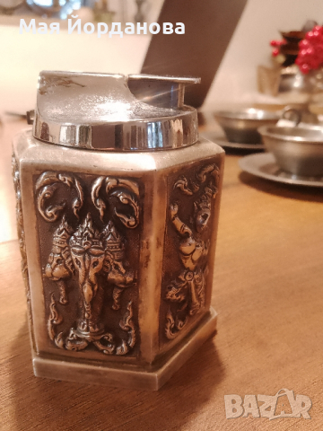 Посребрени съдчета и страхотна бензинова настолна запалка., снимка 8 - Антикварни и старинни предмети - 44570239