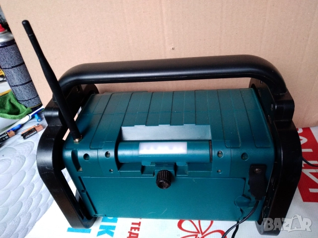 Радиоприемник MEDION MD 43277, снимка 11 - Радиокасетофони, транзистори - 52521996