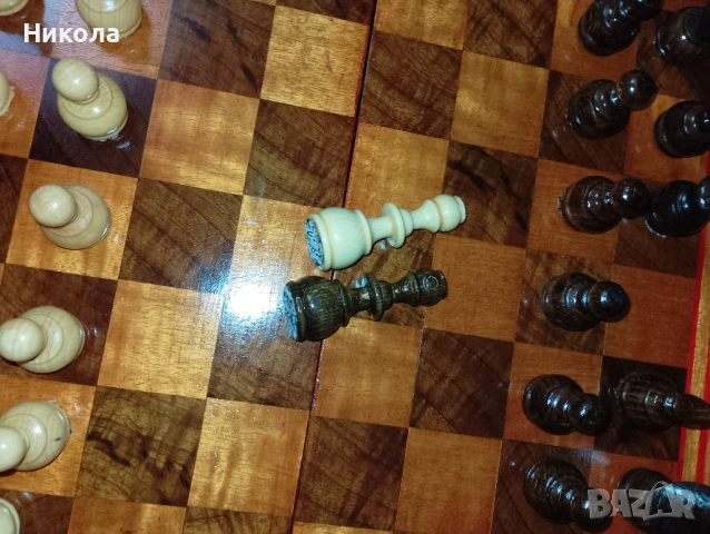 Шах-табла48/48 с дървени фигури и пулове, снимка 3 - Шах и табла - 43029726